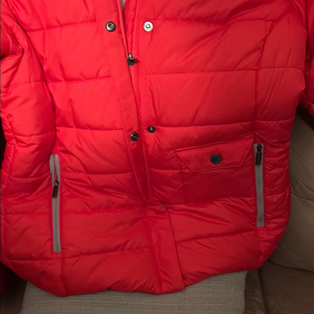 Columbia Coral Puffer Jacket. - Picture 3 of 4